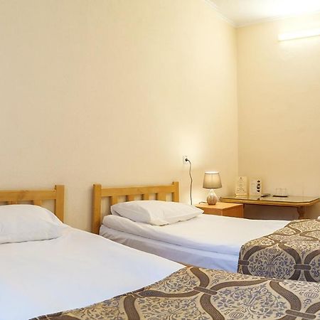 Kozatskiy Hotel Kiev Luaran gambar