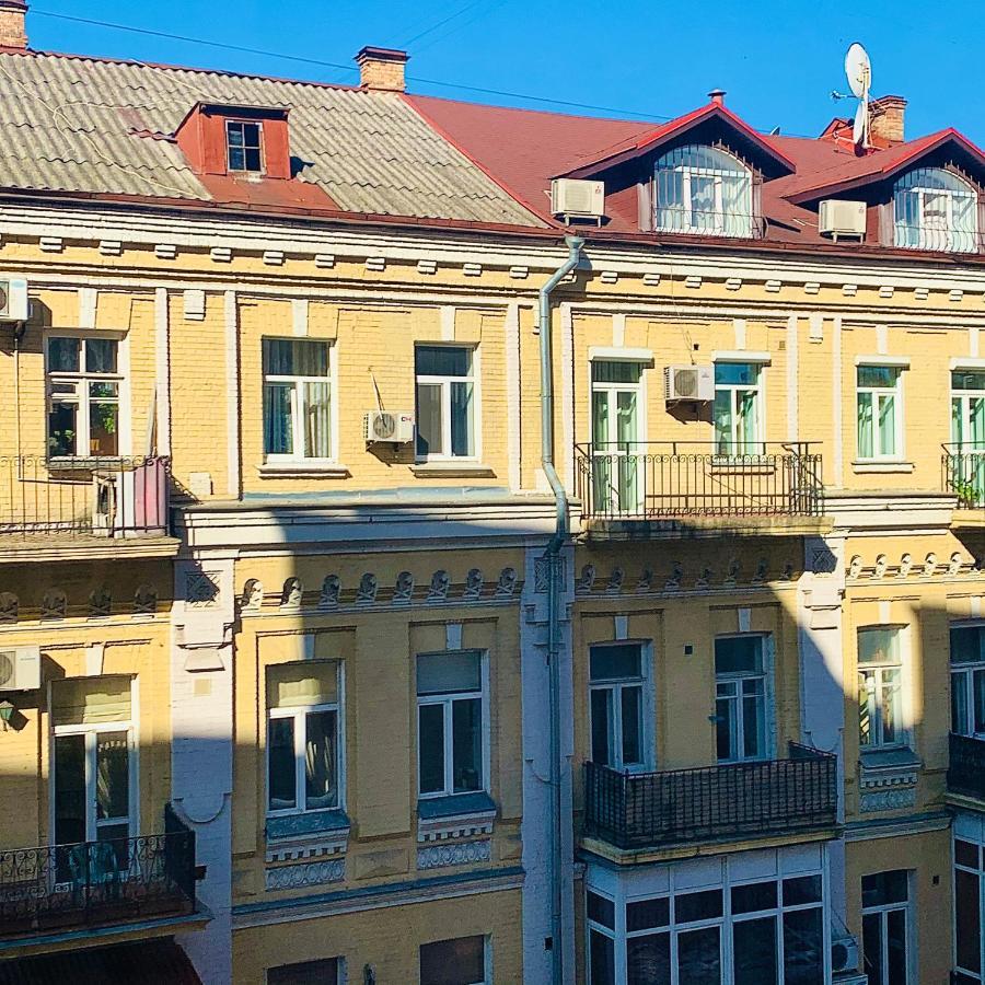 Kozatskiy Hotel Kiev Luaran gambar