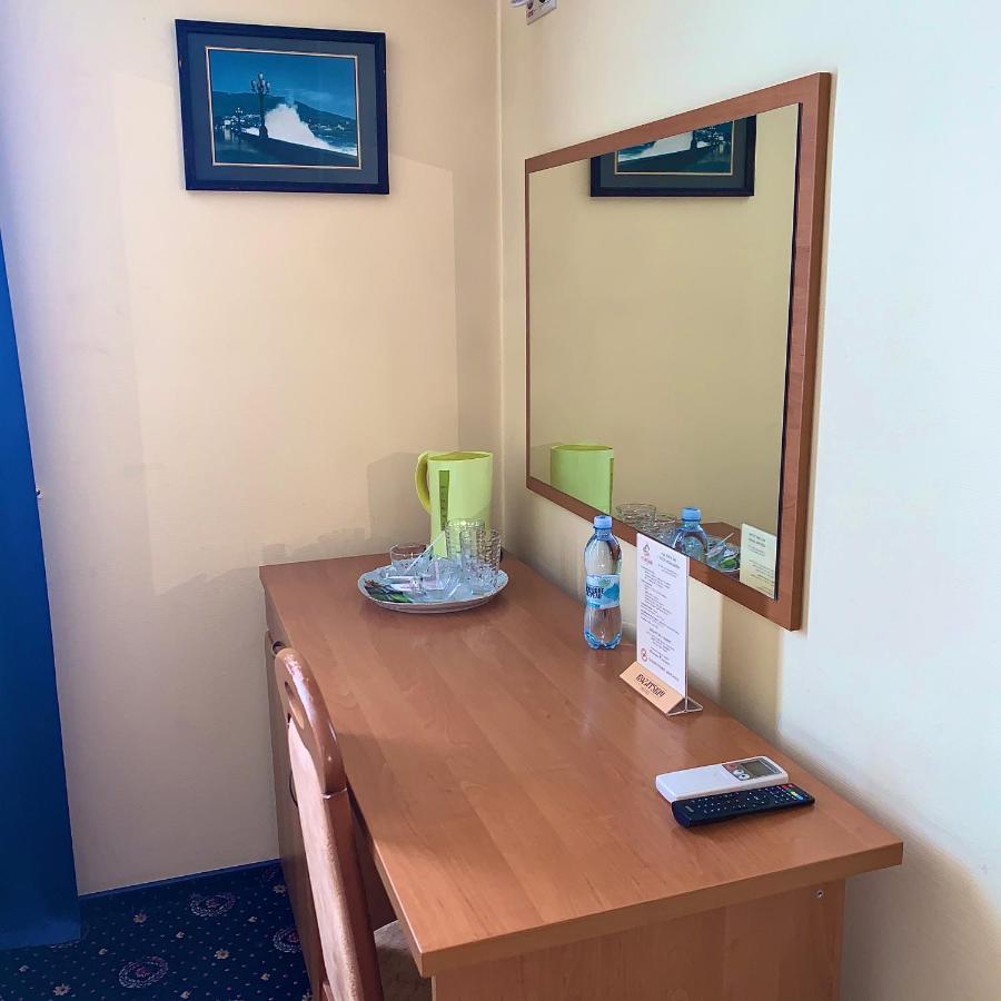 Kozatskiy Hotel Kiev Luaran gambar