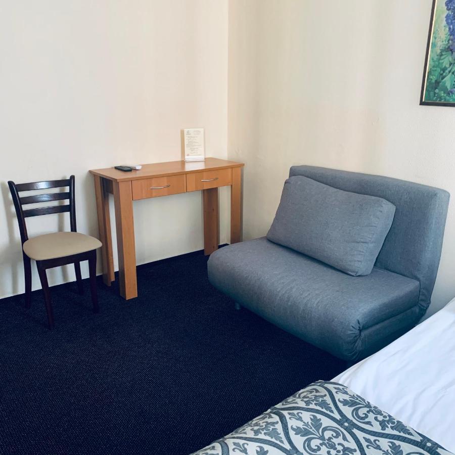 Kozatskiy Hotel Kiev Luaran gambar