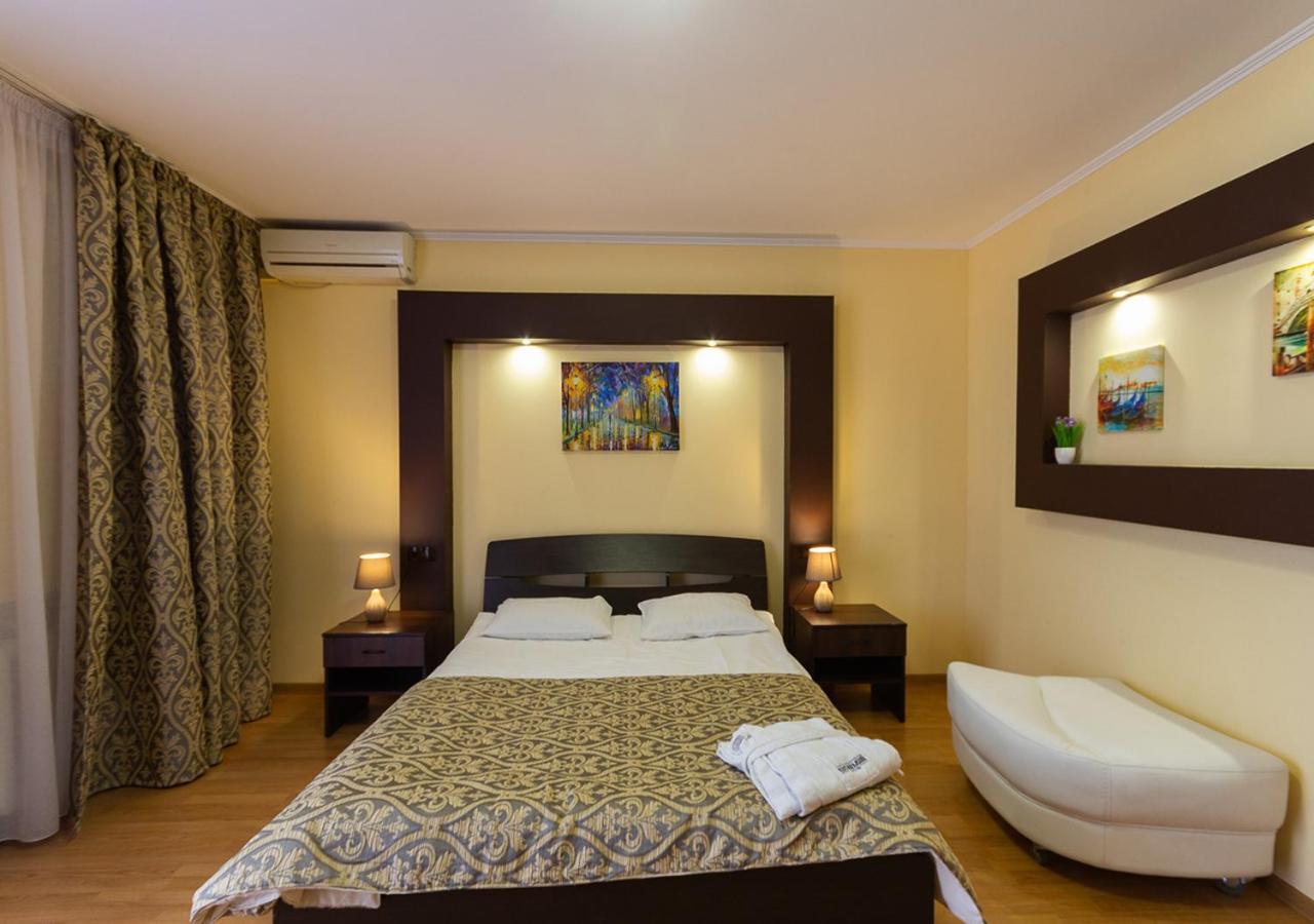 Kozatskiy Hotel Kiev Luaran gambar