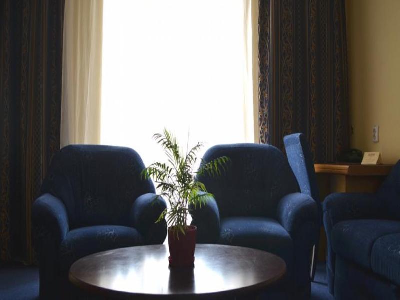 Kozatskiy Hotel Kiev Luaran gambar